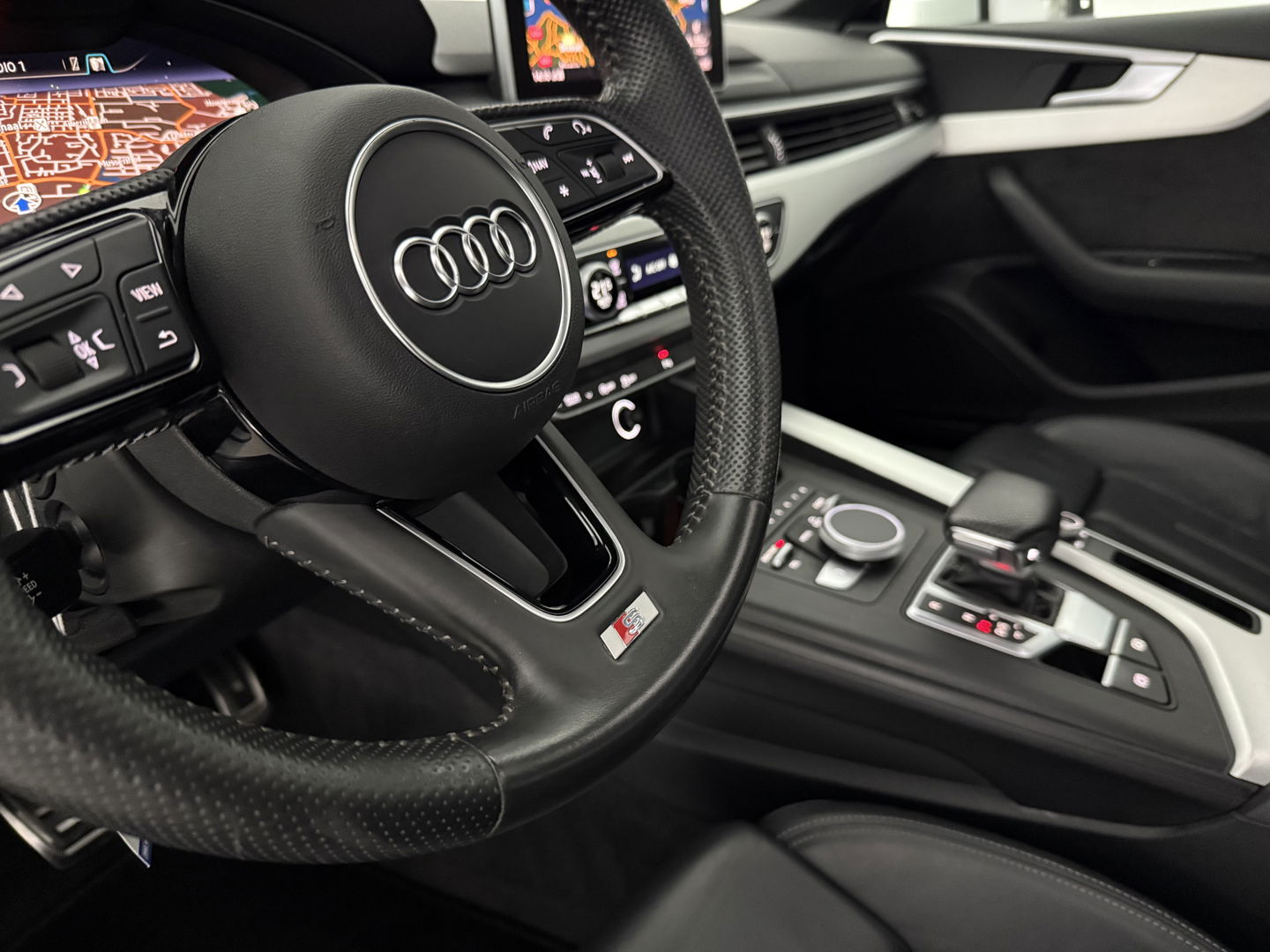 Audi A5 35 TFSI S-line | Pano | Virtual | Navi | Camera | Cruise | Parkeersens. | Keyless | NAP