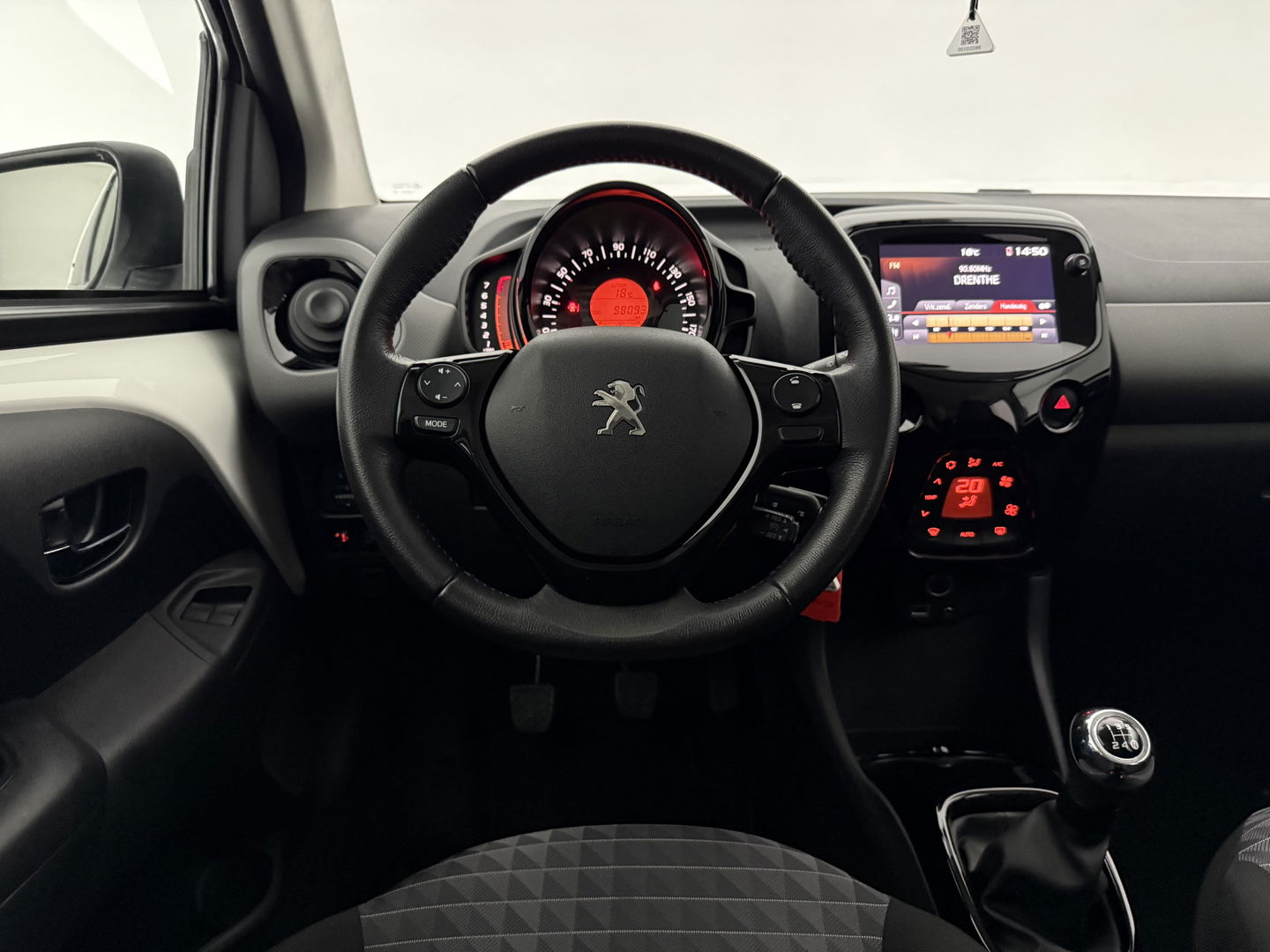 Peugeot 108 1.0 e-VTi Allure | Carplay | LED | Camera | Clima | Cruise | NAP