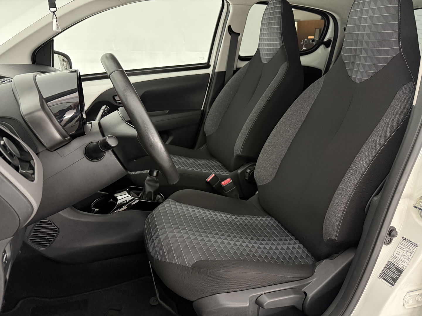 Peugeot 108 1.0 e-VTi Allure | Carplay | LED | Camera | Clima | Cruise | NAP