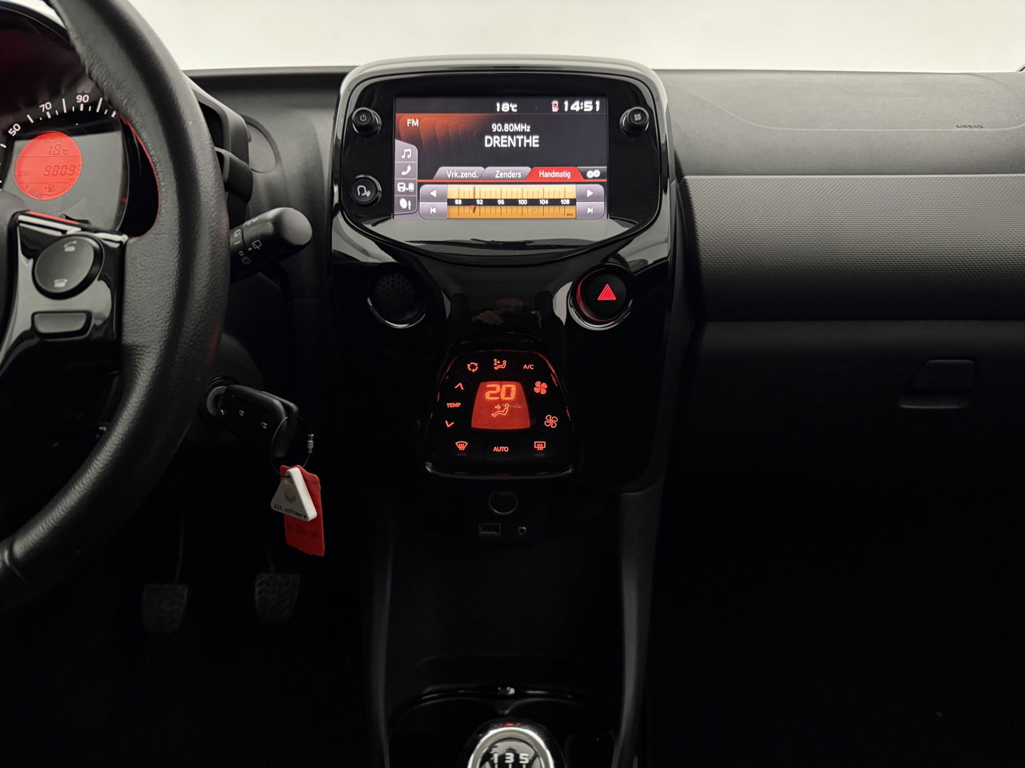 Peugeot 108 1.0 e-VTi Allure | Carplay | LED | Camera | Clima | Cruise | NAP