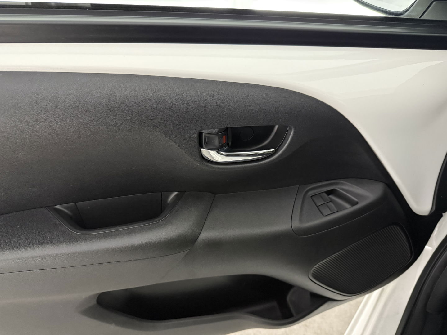 Peugeot 108 1.0 e-VTi Allure | Carplay | LED | Camera | Clima | Cruise | NAP