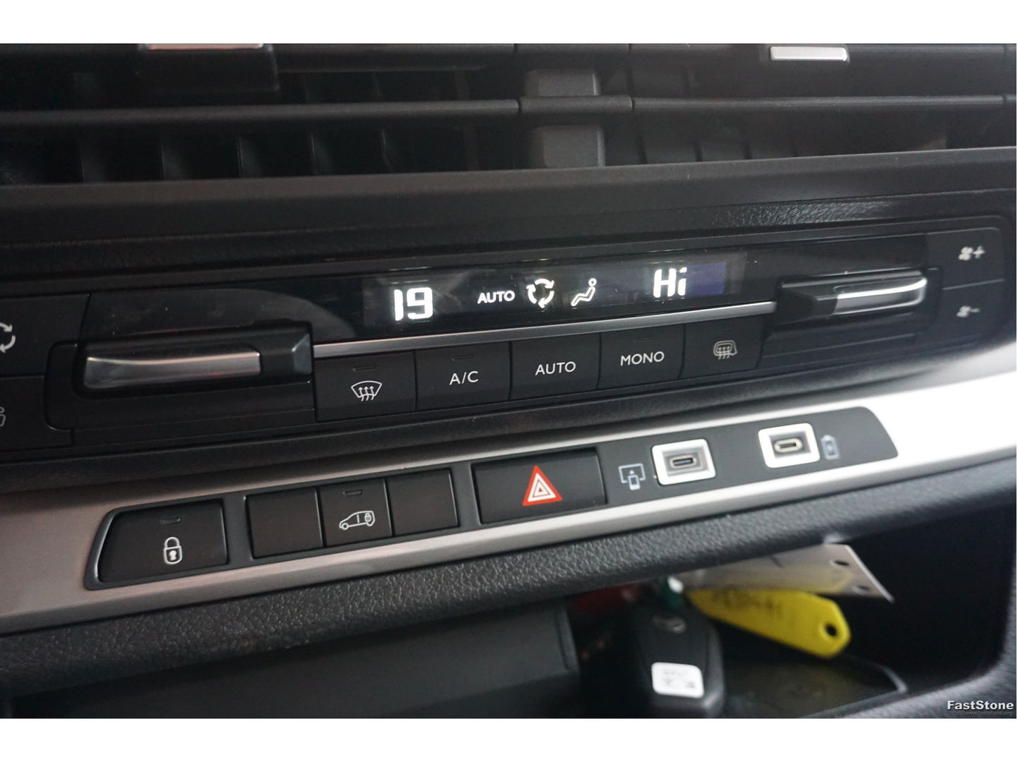 Citroën Jumpy 2.0D 180PK EAT8 Aut L3H1 BPM VRIJ!! LED, Navi, Clima, Camera, 17" LM, Stoel-Stoel!! Nr. 441