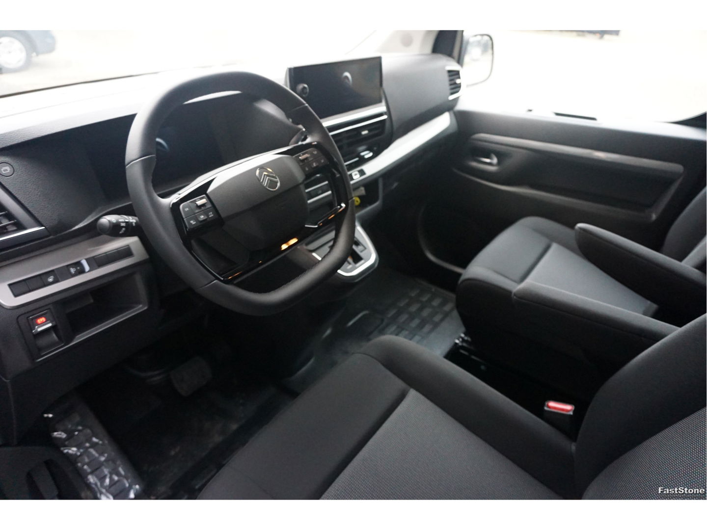 Citroën Jumpy 2.0D 180PK EAT8 Aut L3H1 BPM VRIJ!! LED, Navi, Clima, Camera, 17" LM, Stoel-Stoel!! Nr. 441