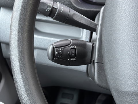 Peugeot Expert Traveller 8P 1.5 BlueHDi 120 Business Long S&S | Exportprijs | Cruise Control | Parkeersensoren Achter | Apple Carplay/Android Auto | Airconditioning | Bluetooth | Navigatie |Stop & Go |