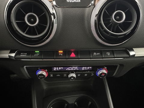 Audi A3 Sportback 1.4 e-tron PHEV Ambition Pro Line plus Aut. *LEATHER-FABRIC | FULL-LED | NAVI-FULLMAP | KEYLESS | SPORT-SEATS | AUDI-SOUND | TOWBAR | 17''ALU*