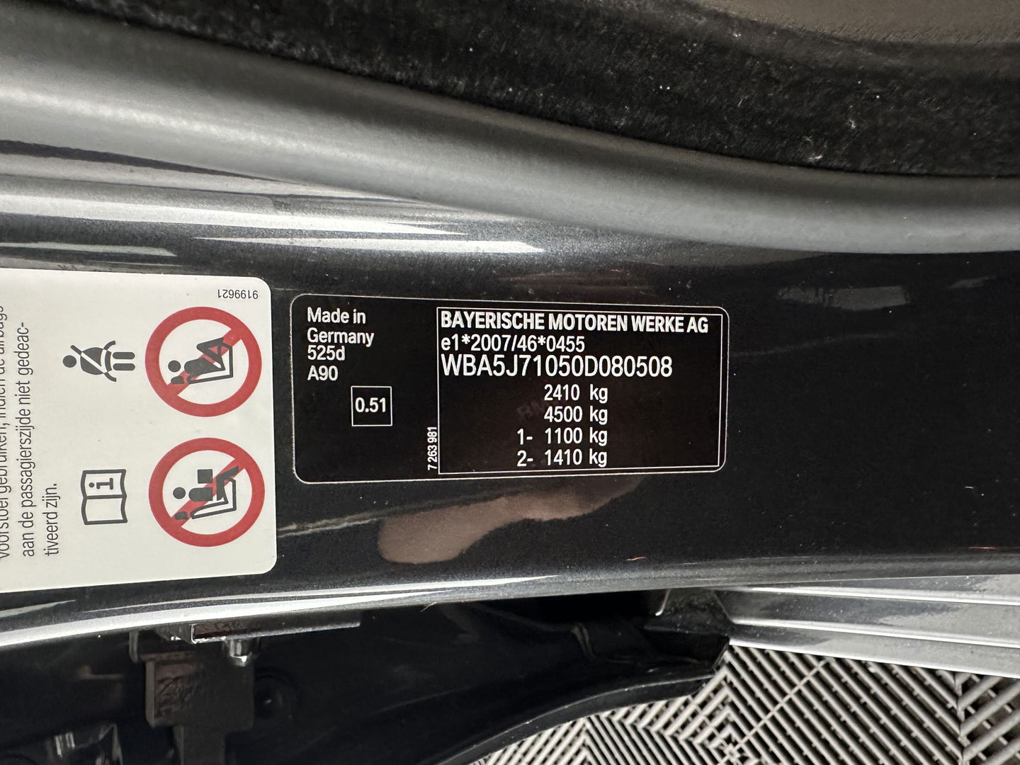 BMW 5 Serie Touring 525d Luxury Edition Aut. *LUXURY-LEATHER | XENON | DIGI-COCKPIT | MEMORY-PACK | HEATED-COMFORTSEATS | NAVI-FULLMAP | ECC | PDC | CRUISE | 17''ALU | TOWBAR*