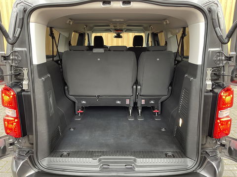 Peugeot Expert Traveller 8P 2.0 BlueHDi 150 Business Long S&S | Exportprijs | Cruise Control | Parkeersensoren Achter | Apple Carplay/Android Auto | Navigatie | Airconditioning | Bluetooth |