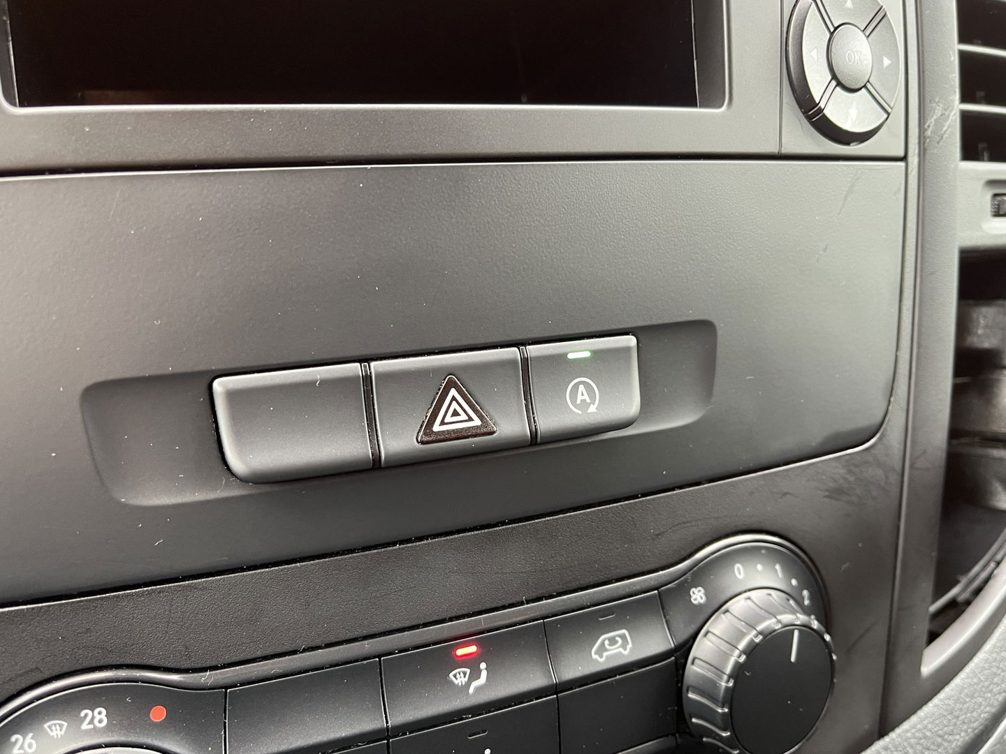 Mercedes-Benz Vito 110 CDI Functional Extra Lang | Airconditioning | Bluetooth | Parkeersensoren Achter | Radio | Stop&Go | Automatische Verlichting |