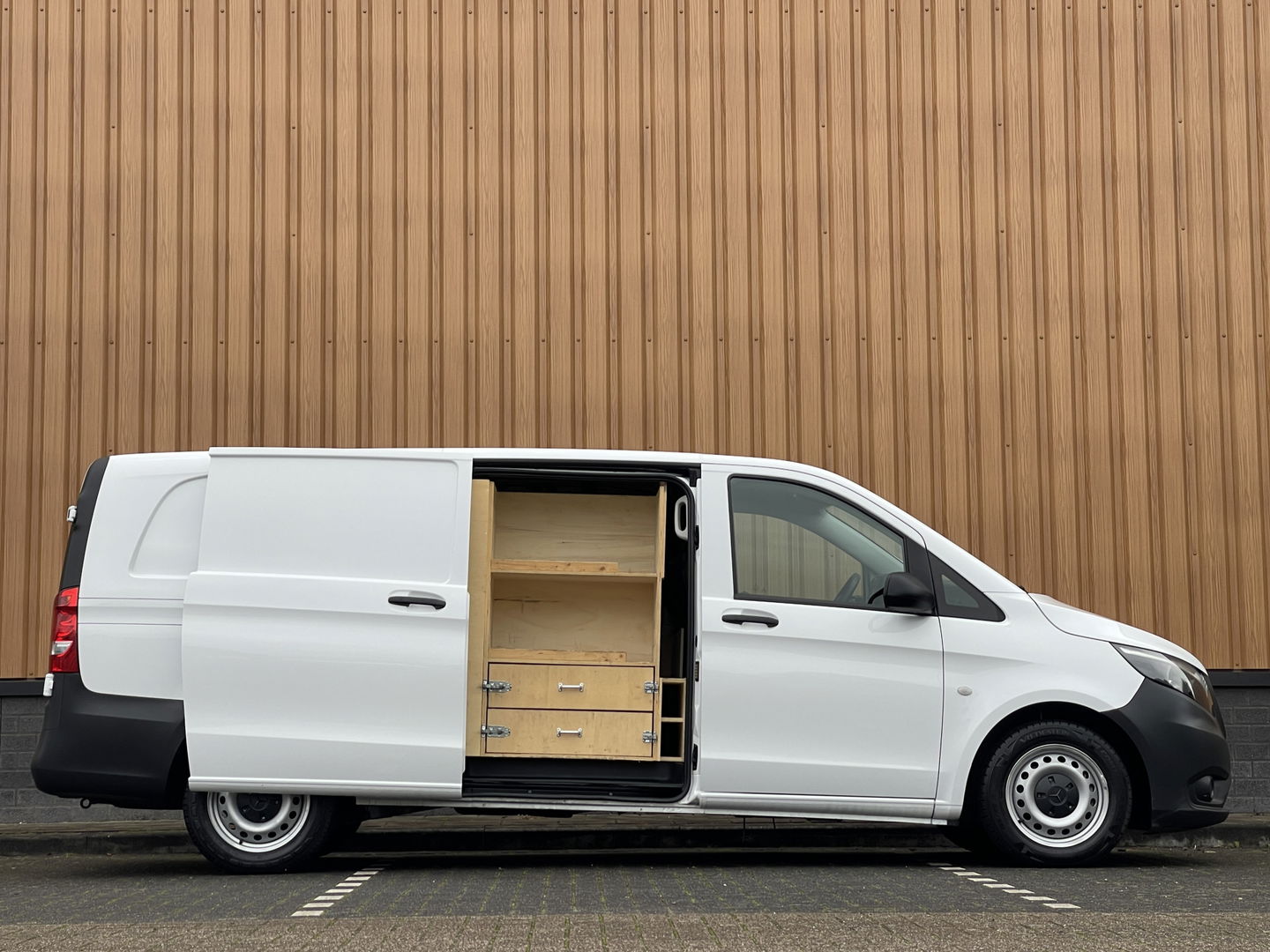 Mercedes-Benz Vito 110 CDI Functional Extra Lang | Airconditioning | Bluetooth | Parkeersensoren Achter | Radio | Stop&Go | Automatische Verlichting |