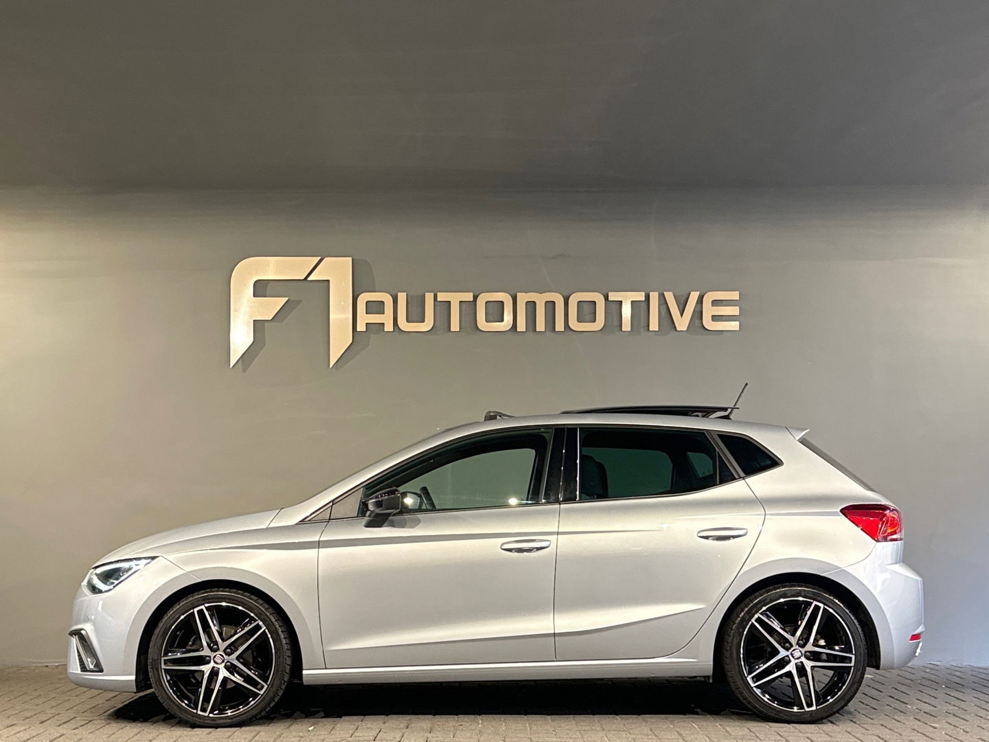 SEAT Ibiza 1.0 TSI FR Business Intense Pano|Beats|Keyles|VOL