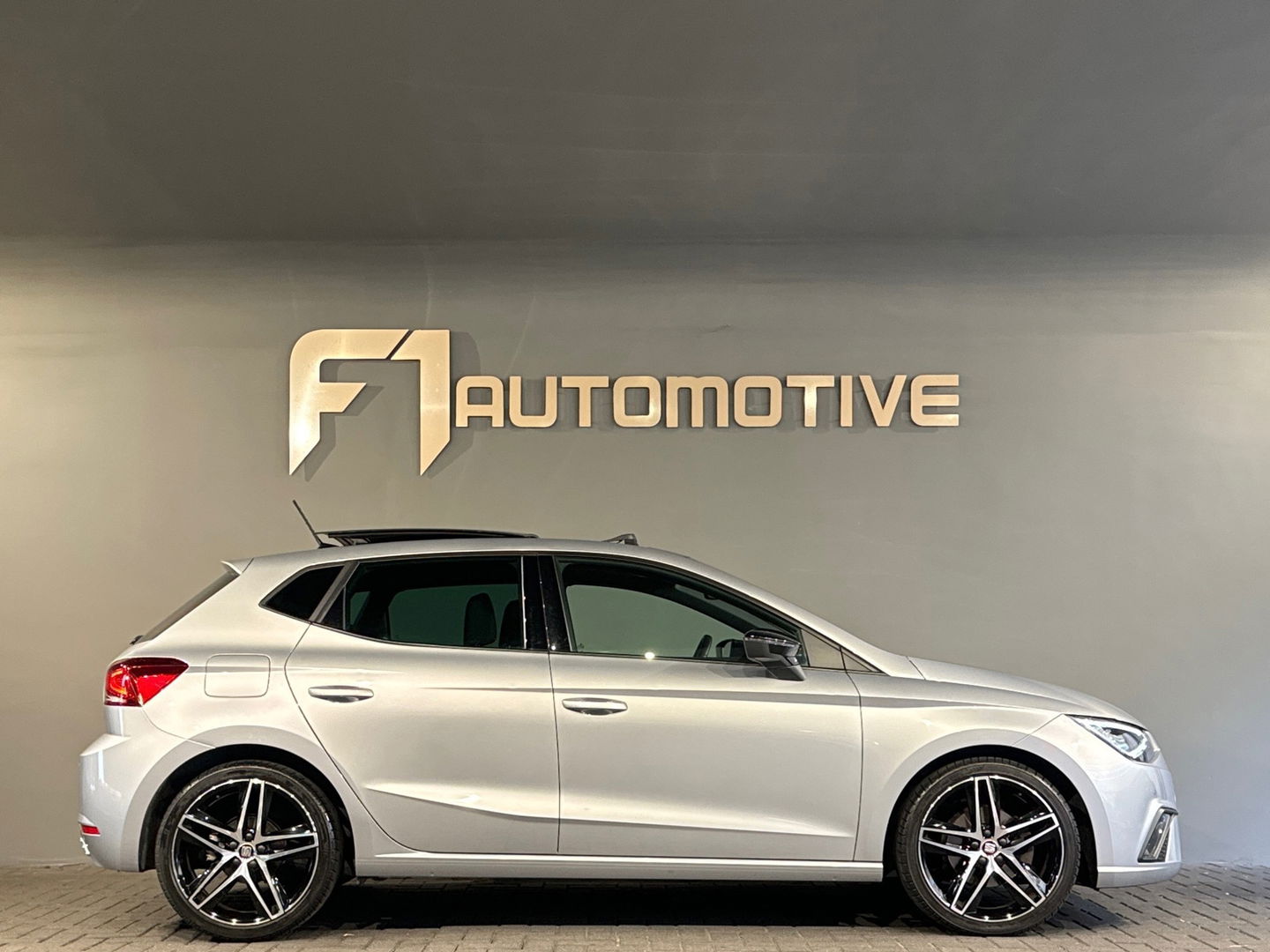 SEAT Ibiza 1.0 TSI FR Business Intense Pano|Beats|Keyles|VOL