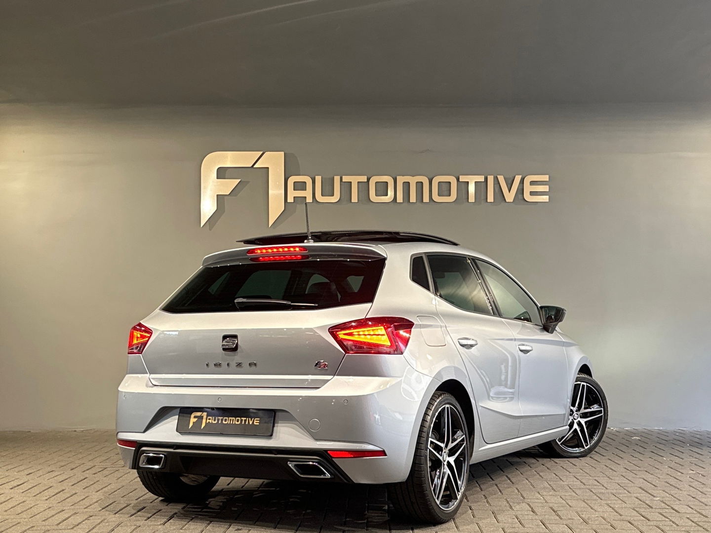 SEAT Ibiza 1.0 TSI FR Business Intense Pano|Beats|Keyles|VOL