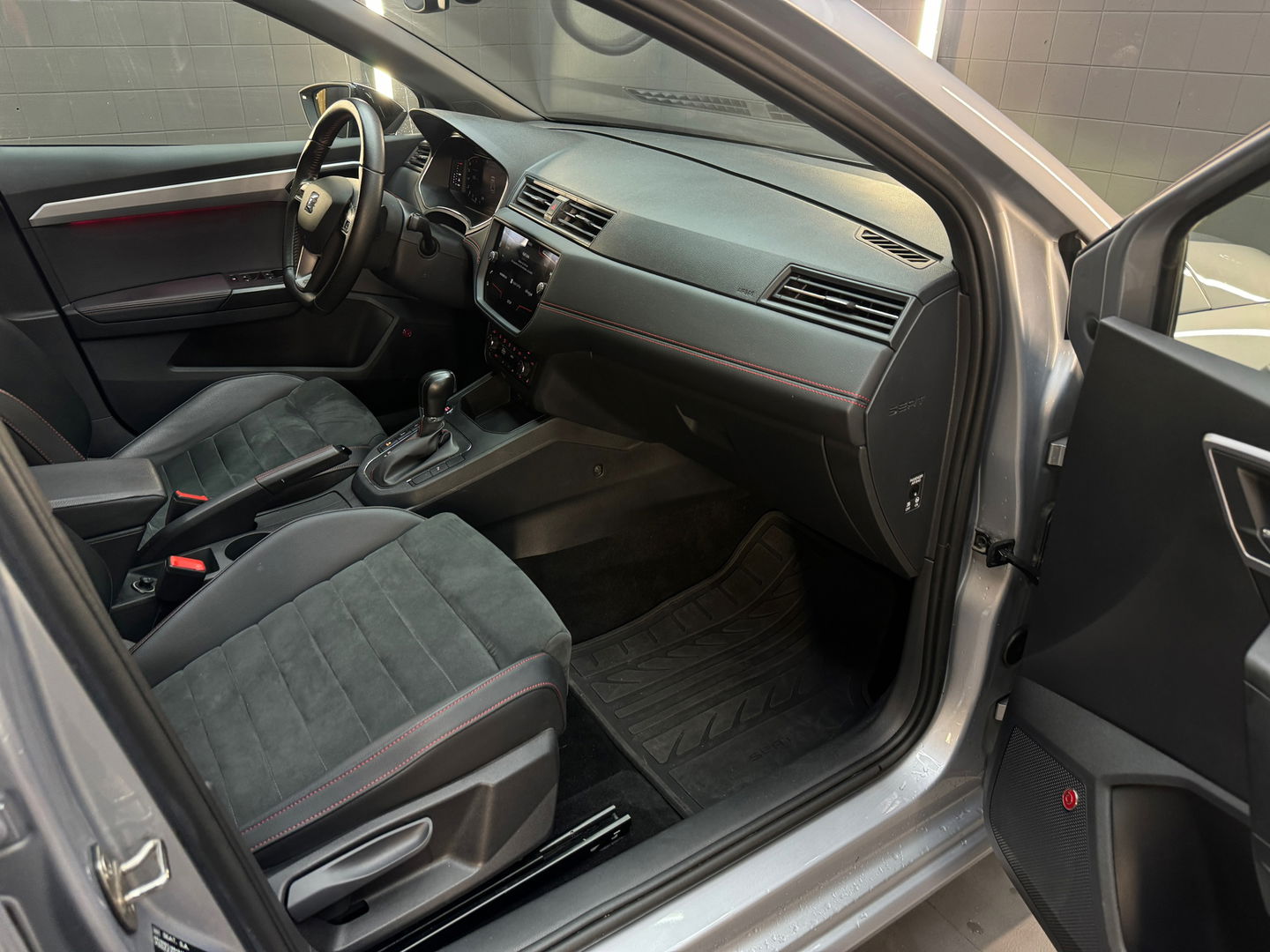 SEAT Ibiza 1.0 TSI FR Business Intense Pano|Beats|Keyles|VOL