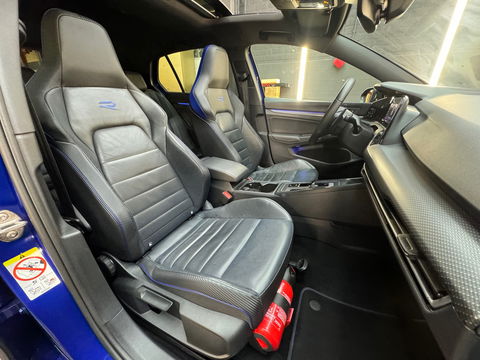 Volkswagen Golf 2.0 TSI R 4M Performance Pano|Akra|HuD|Leder
