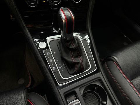 Volkswagen Golf 2.0 TSI GTI TCR Pano|Leer|Key|Dynaudio|Carbon