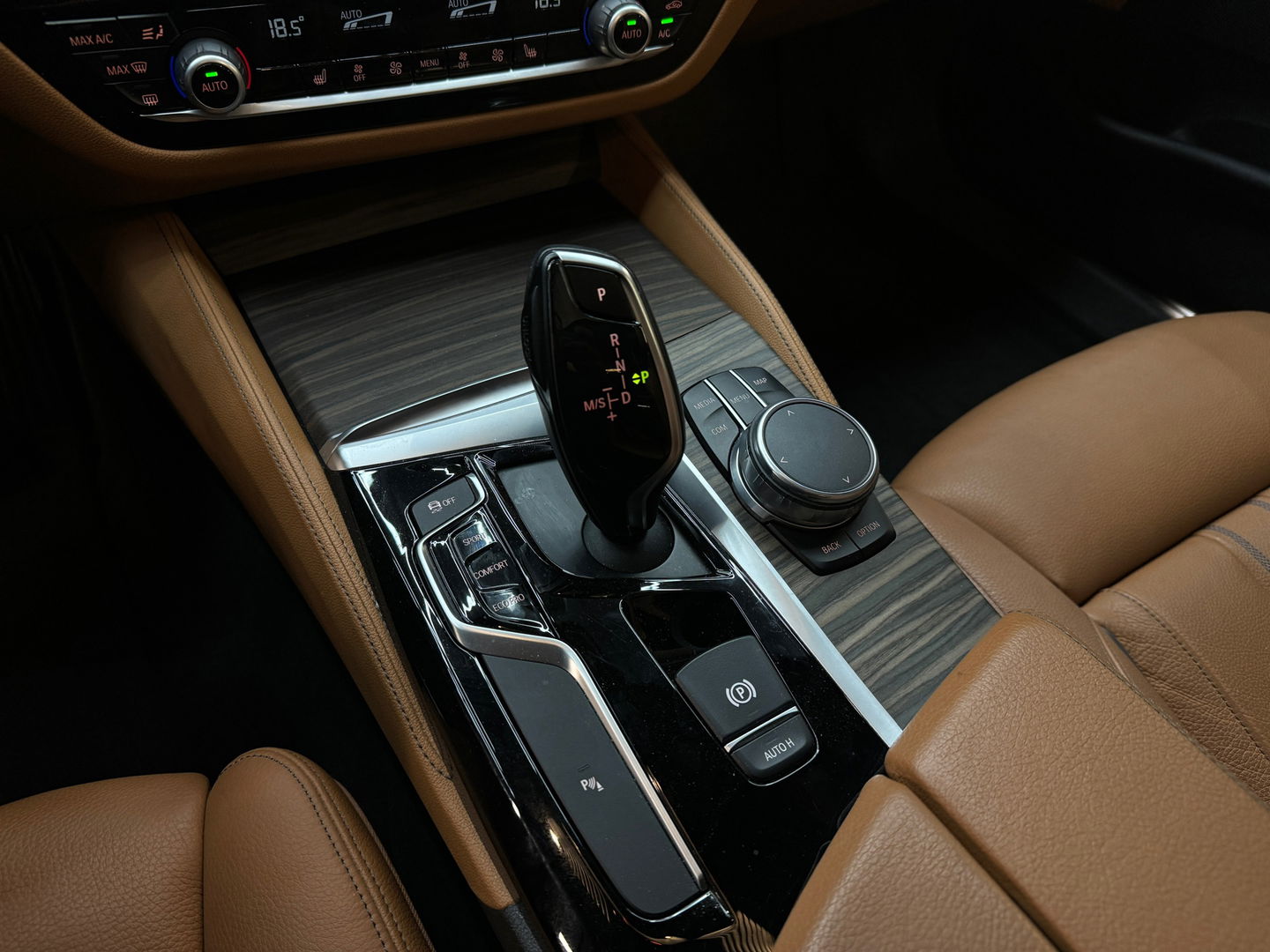 BMW 5 Serie 520i High Executive Pano|Leer|Memory|Sfeer|NAP