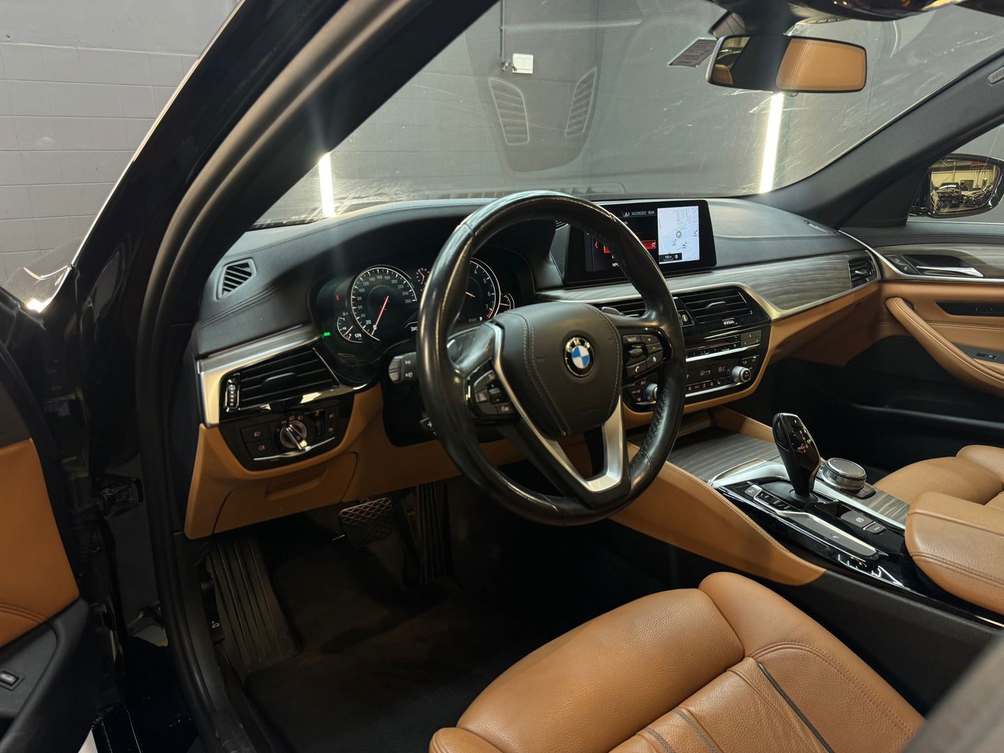 BMW 5 Serie 520i High Executive Pano|Leer|Memory|Sfeer|NAP