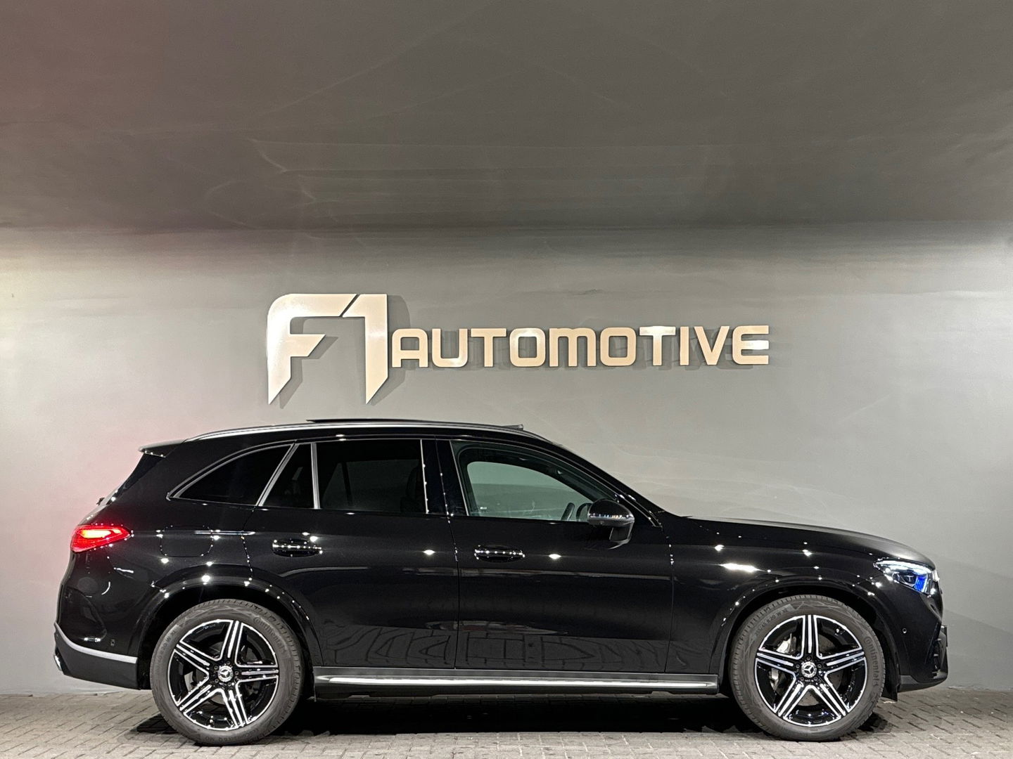 Mercedes-Benz GLC 200 4MATIC AMG Pano|Memory|Keyless