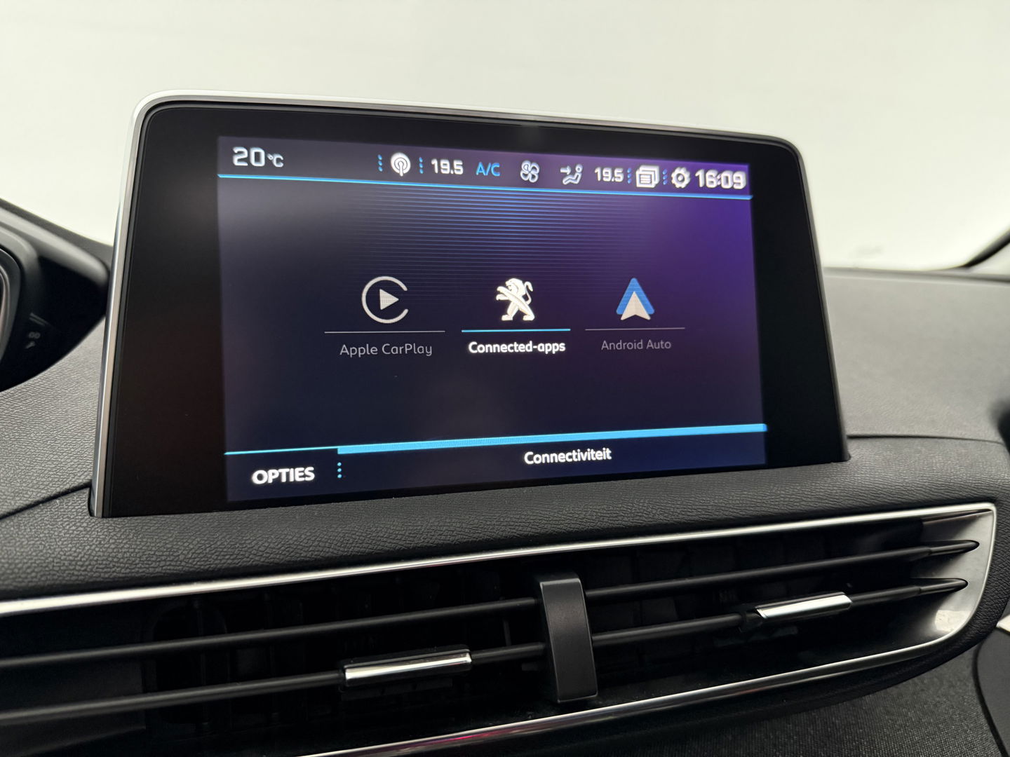 Peugeot 5008 1.2 PureTech Crossway 7p | 360° Camera | Virtual | Pano | Sfeerverl. | Carplay | Keyless | Cruise | NAP