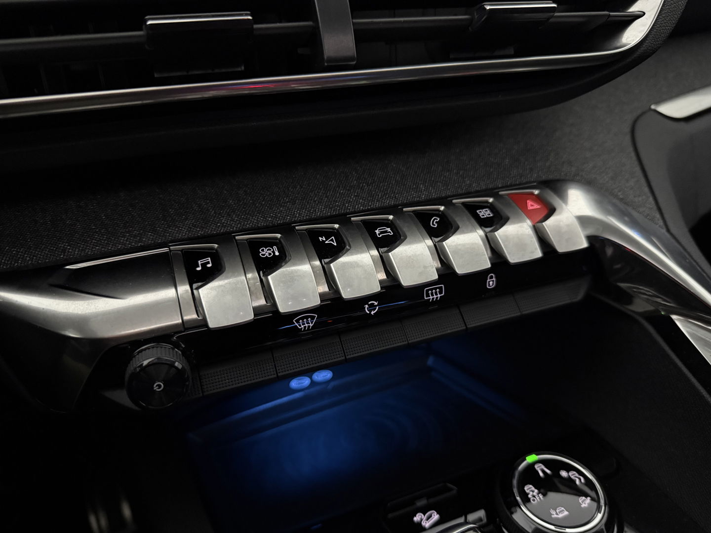 Peugeot 5008 1.2 PureTech Crossway 7p | 360° Camera | Virtual | Pano | Sfeerverl. | Carplay | Keyless | Cruise | NAP