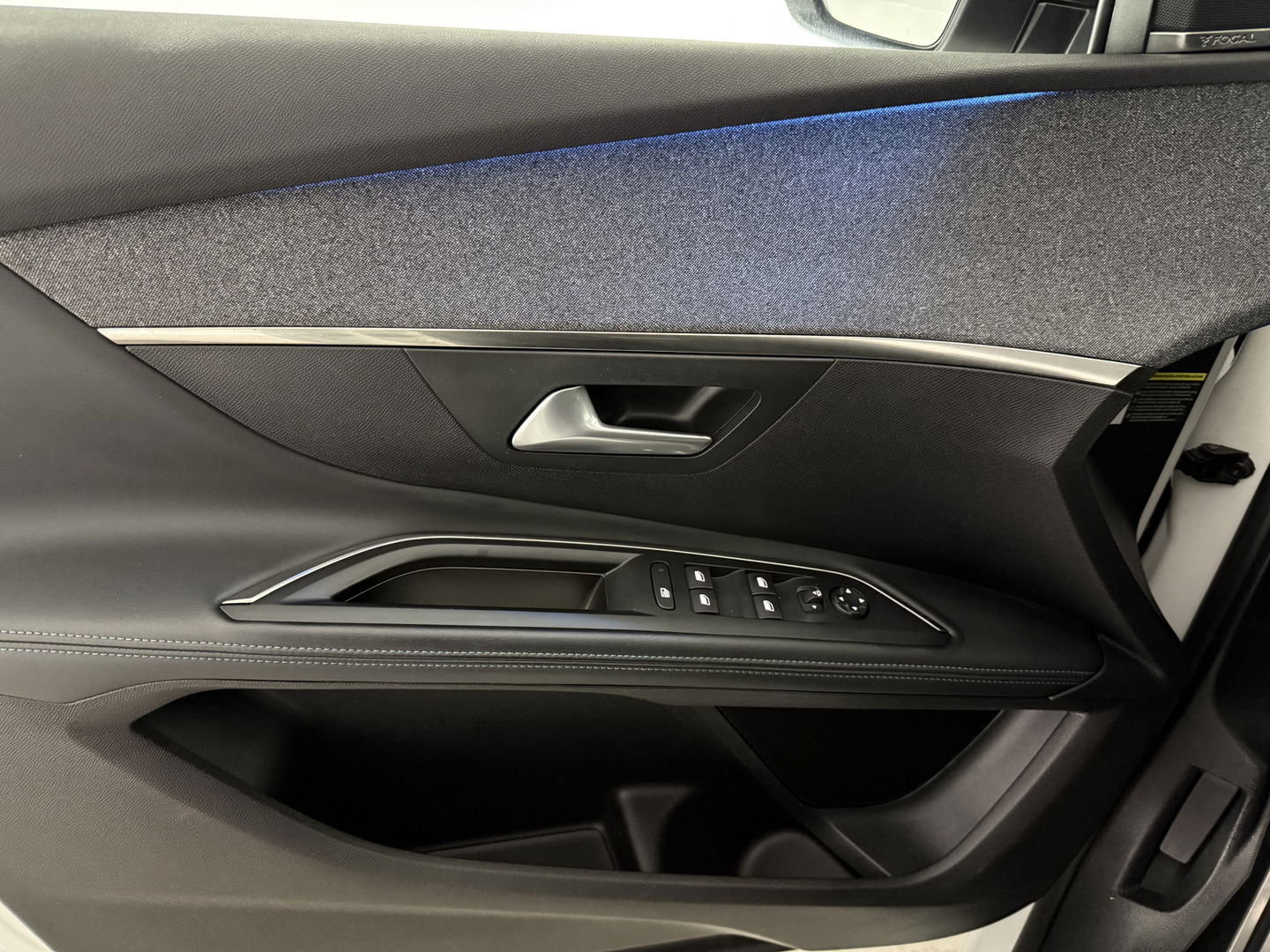 Peugeot 5008 1.2 PureTech Crossway 7p | 360° Camera | Virtual | Pano | Sfeerverl. | Carplay | Keyless | Cruise | NAP