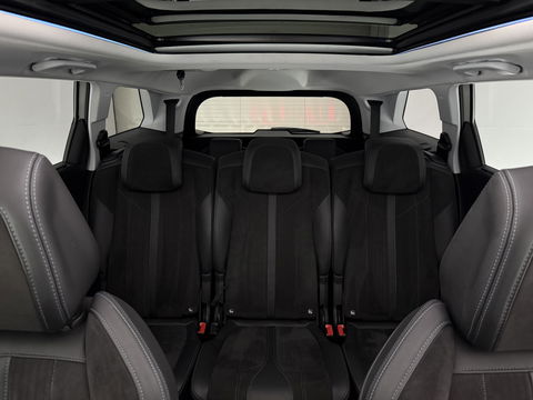 Peugeot 5008 1.2 PureTech Crossway 7p | 360° Camera | Virtual | Pano | Sfeerverl. | Carplay | Keyless | Cruise | NAP