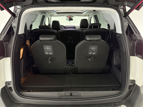 Peugeot 5008 1.2 PureTech Crossway 7p | 360° Camera | Virtual | Pano | Sfeerverl. | Carplay | Keyless | Cruise | NAP