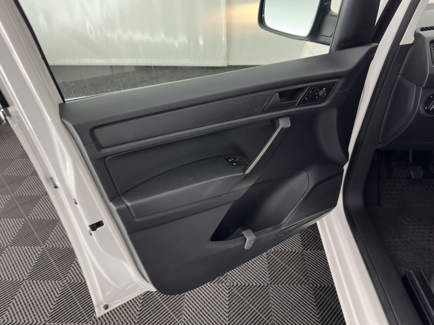 Volkswagen Caddy 1.4 TGI L2H1 EcoFuel Maxi *CRUISE | PDC | COMFORT-SEATS | RADIO-CD/MP3*