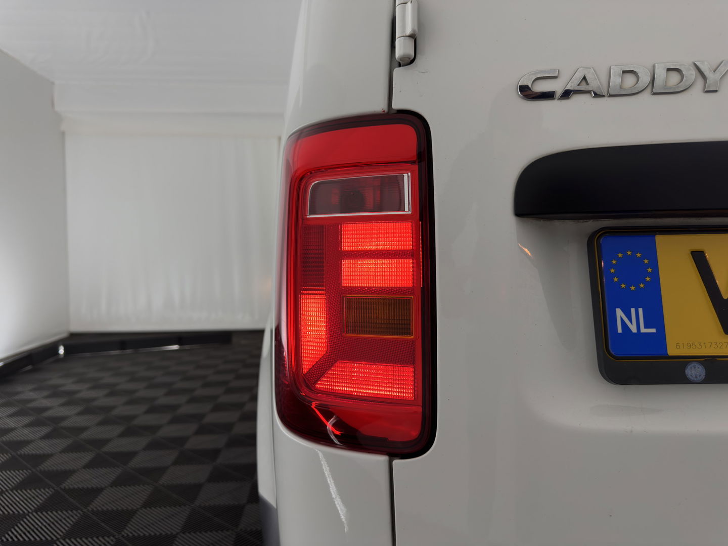 Volkswagen Caddy 1.4 TGI L2H1 EcoFuel Maxi *CRUISE | PDC | COMFORT-SEATS | RADIO-CD/MP3*