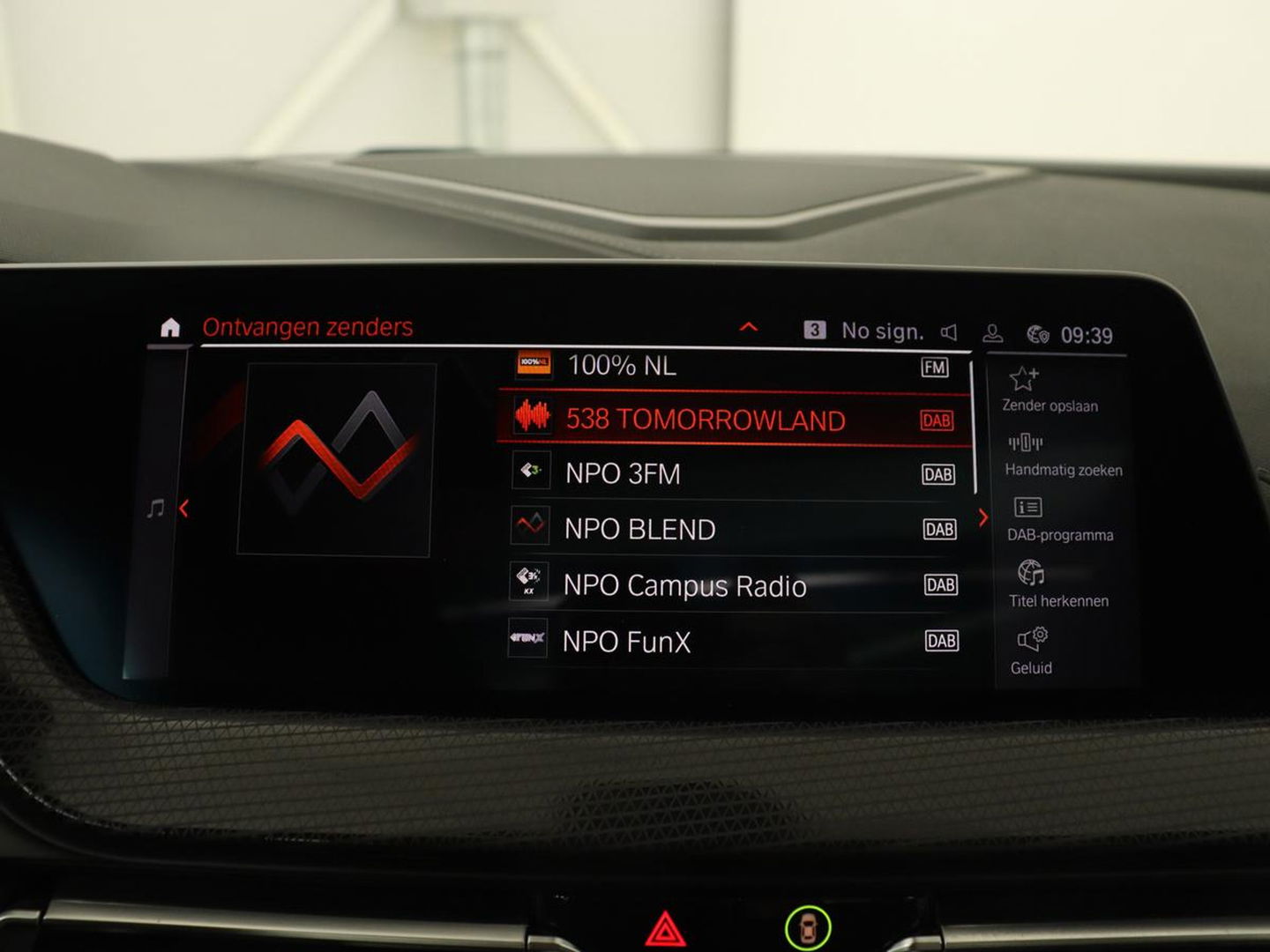 BMW 2 Serie 218i High Executive | Panoramadak | Sport Line | Leder | Harman/Kardon | Adaptive cruise | Stuurverwarming | Carplay | Camera | Navigatie | Full LED | Park Assist | Sportstoelen | Live Cockpit