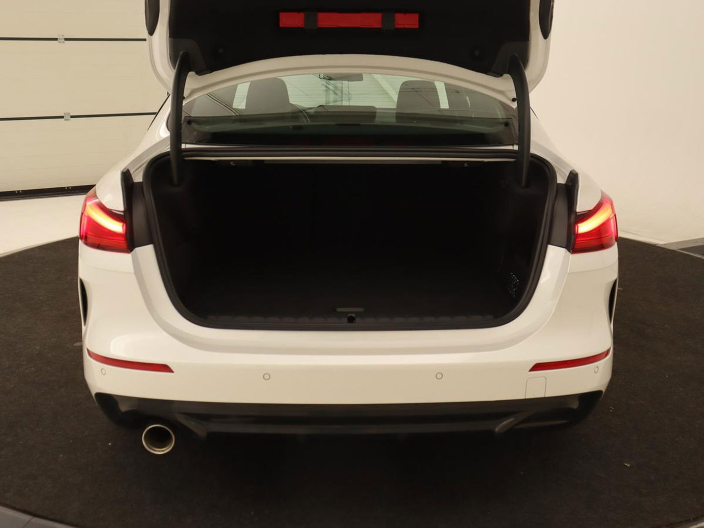 BMW 2 Serie 218i High Executive | Panoramadak | Sport Line | Leder | Harman/Kardon | Adaptive cruise | Stuurverwarming | Carplay | Camera | Navigatie | Full LED | Park Assist | Sportstoelen | Live Cockpit