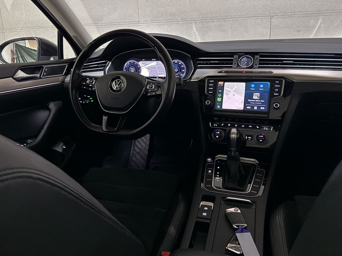 Volkswagen Passat Variant 1.4 TSI R-Line Pano Virtual CarPlay Trekh. NAP