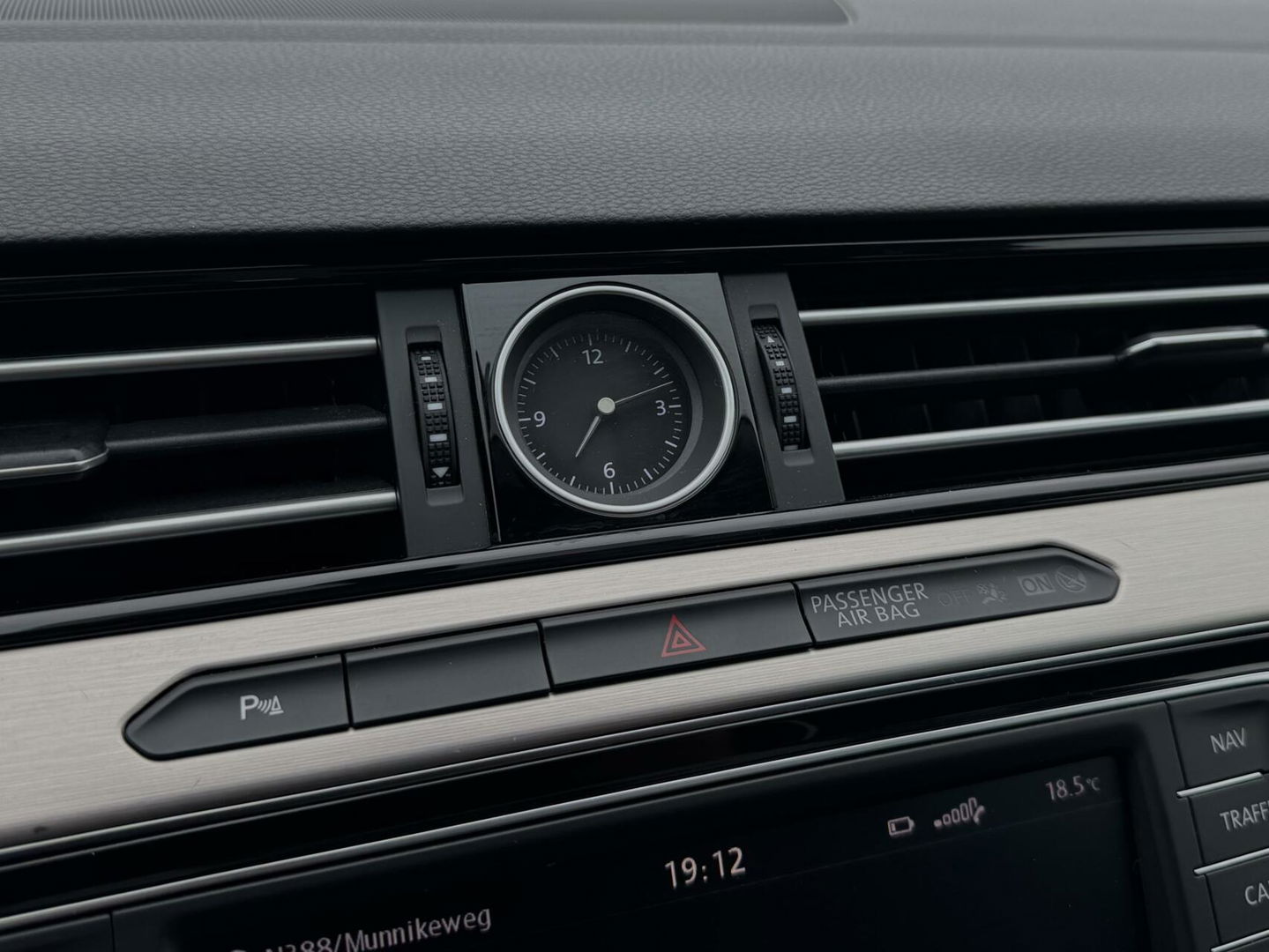Volkswagen Passat Variant 1.4 TSI R-Line Pano Virtual CarPlay Trekh. NAP