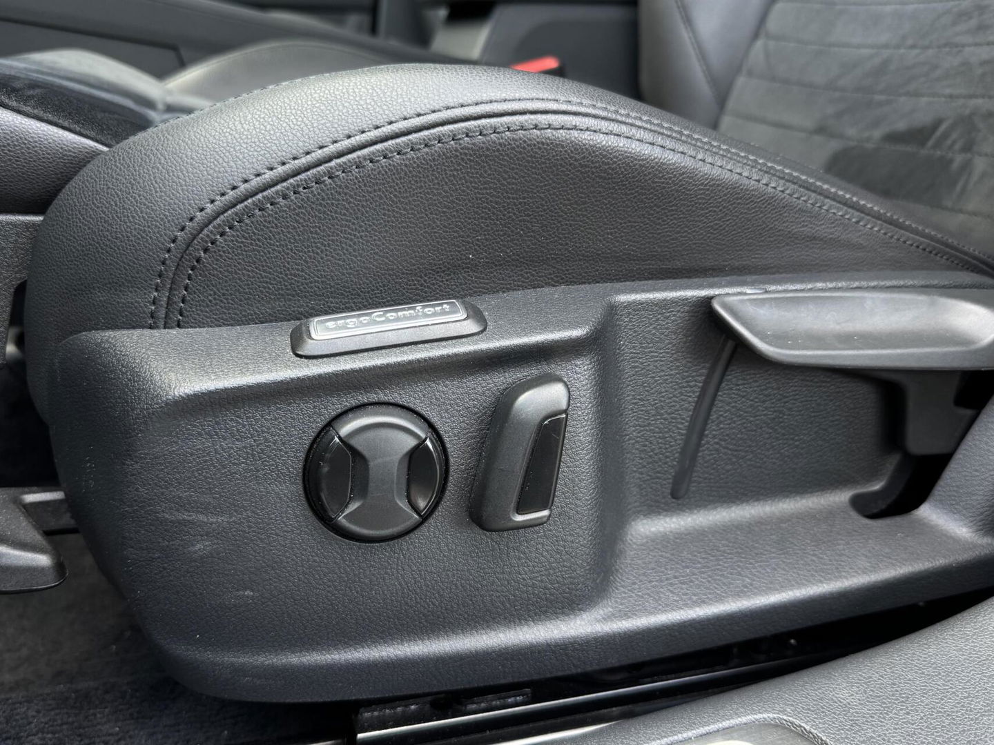 Volkswagen Passat Variant 1.4 TSI R-Line Pano Virtual CarPlay Trekh. NAP