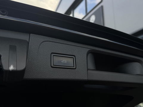 Volkswagen Passat Variant 1.4 TSI R-Line Pano Virtual CarPlay Trekh. NAP