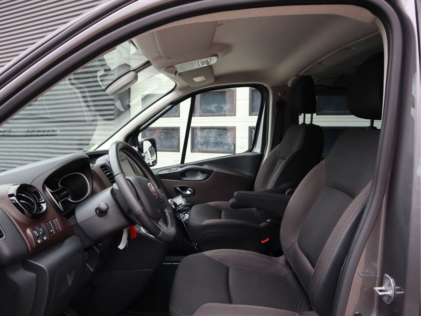 Fiat Talento 2.0 MultiJet 146pk Euro 6 - DC 5 Pers. - L2 Lang - 1ste Eigenaar - Trekhaak - Navi