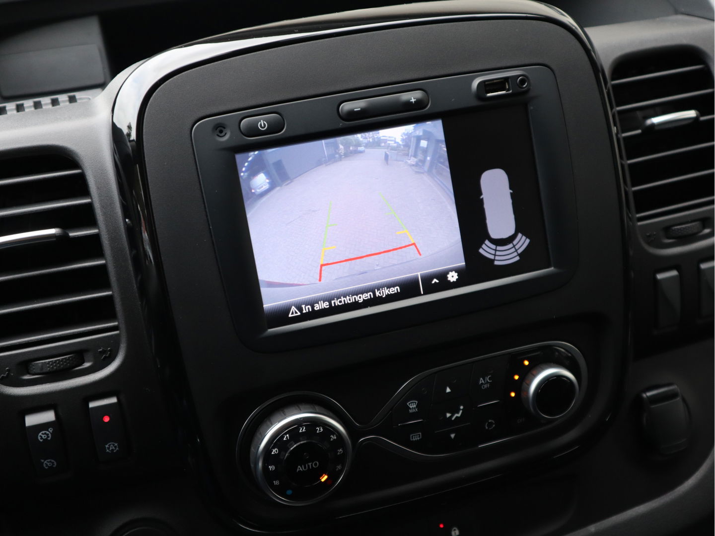 Fiat Talento 2.0 MultiJet 146pk Euro 6 - DC 5 Pers. - L2 Lang - 1ste Eigenaar - Trekhaak - Navi