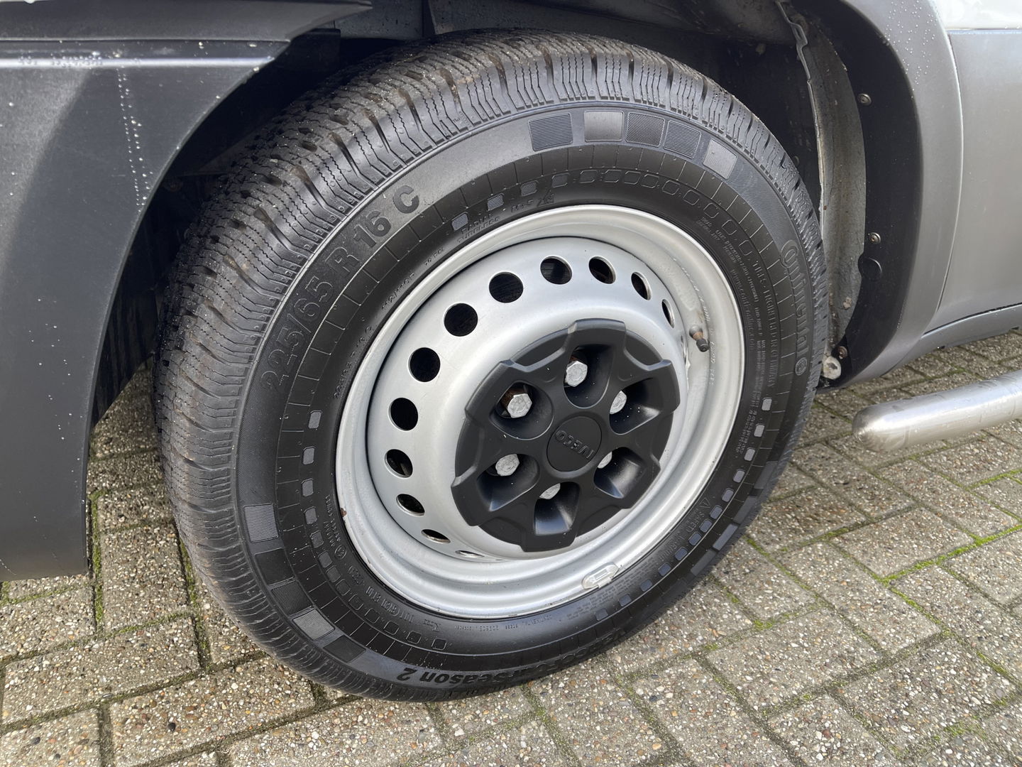 Iveco Daily 35S14V 2.3 Himatic automaat 410 L4H2 / vaste prijs rijklaar € 23.950 ex btw / euro 6 / lease vanaf € 391 / laadruimte 470cm lang / trekhaak 3500 kg! / cruise en climate control