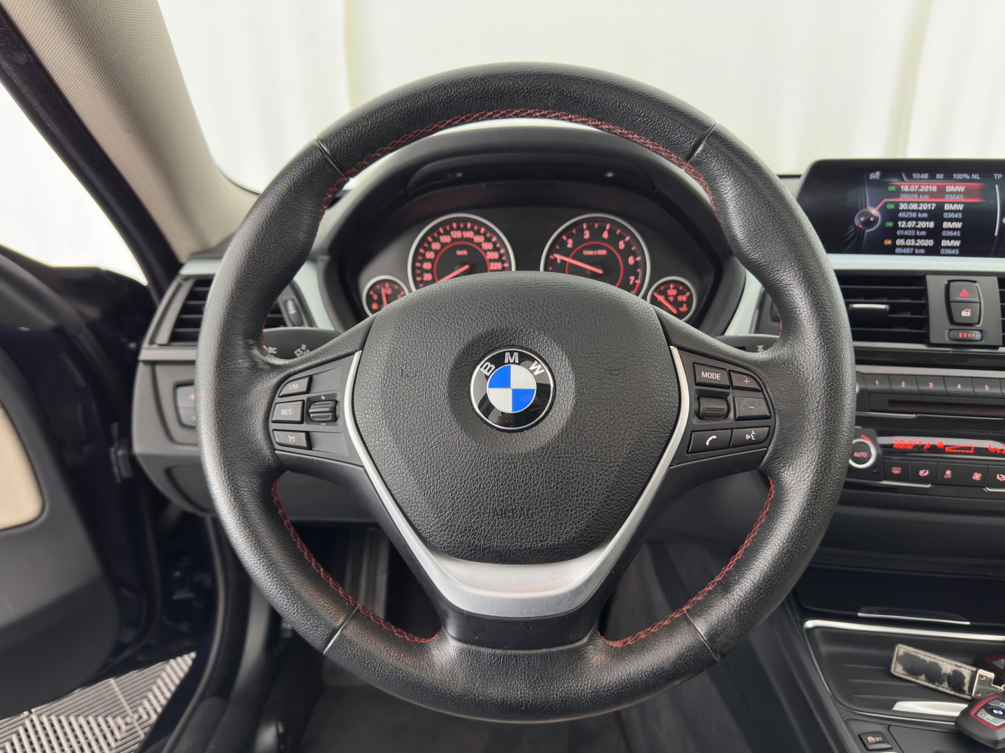 BMW 4 Serie Gran Coupé 420i Executive Aut. *PANO | HEAD-UP | LUXURY-LEATHER | XENON | NAVI-FULLMAP | HEATED-SPORTSEATS | ECC | PDC | CRUISE | 18''ALU*