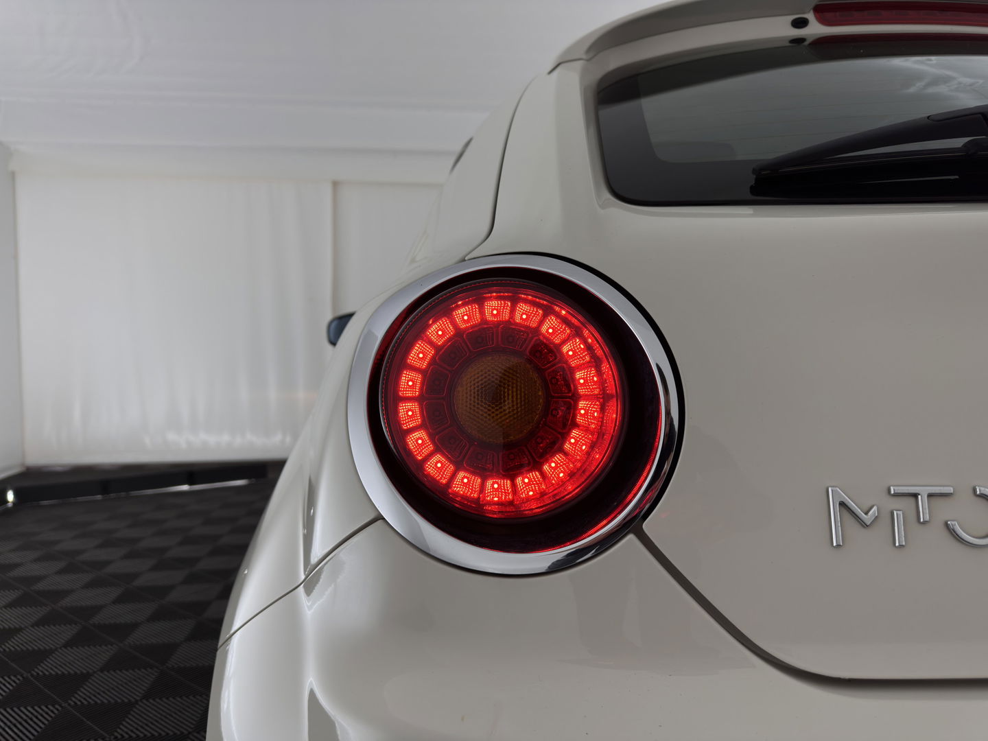 Alfa Romeo MiTo 0.9 TwinAir Distinctive *LUXURY-LEATHER | NAVI-FULLMAP | SPORT-SEATS | ECC | PDC | CRUISE | 17''ALU*