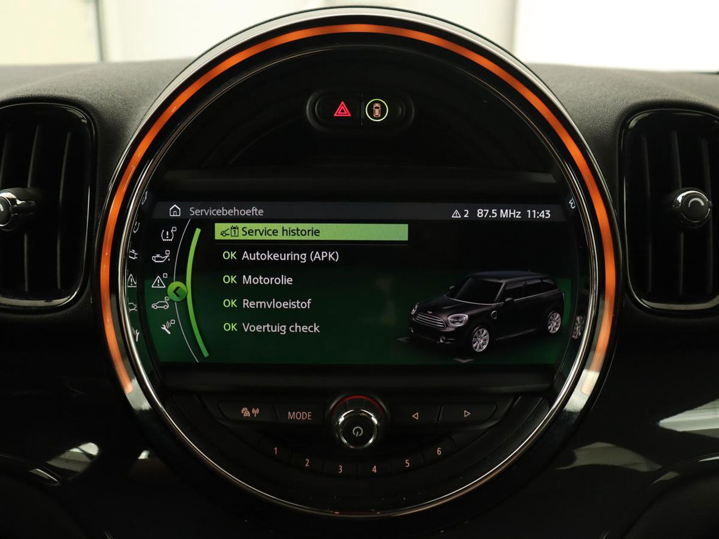 MINI Countryman 1.5 Cooper | Stoelverwarming | Trekhaak | Harman/Kardon | Carplay | Keyless | Navigatie | Climate control | Cruise control | Park Assist | Full LED