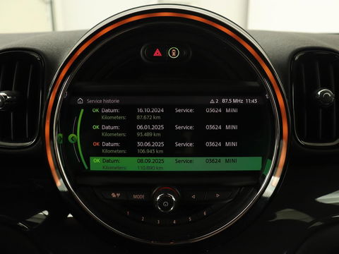 MINI Countryman 1.5 Cooper | Stoelverwarming | Trekhaak | Harman/Kardon | Carplay | Keyless | Navigatie | Climate control | Cruise control | Park Assist | Full LED
