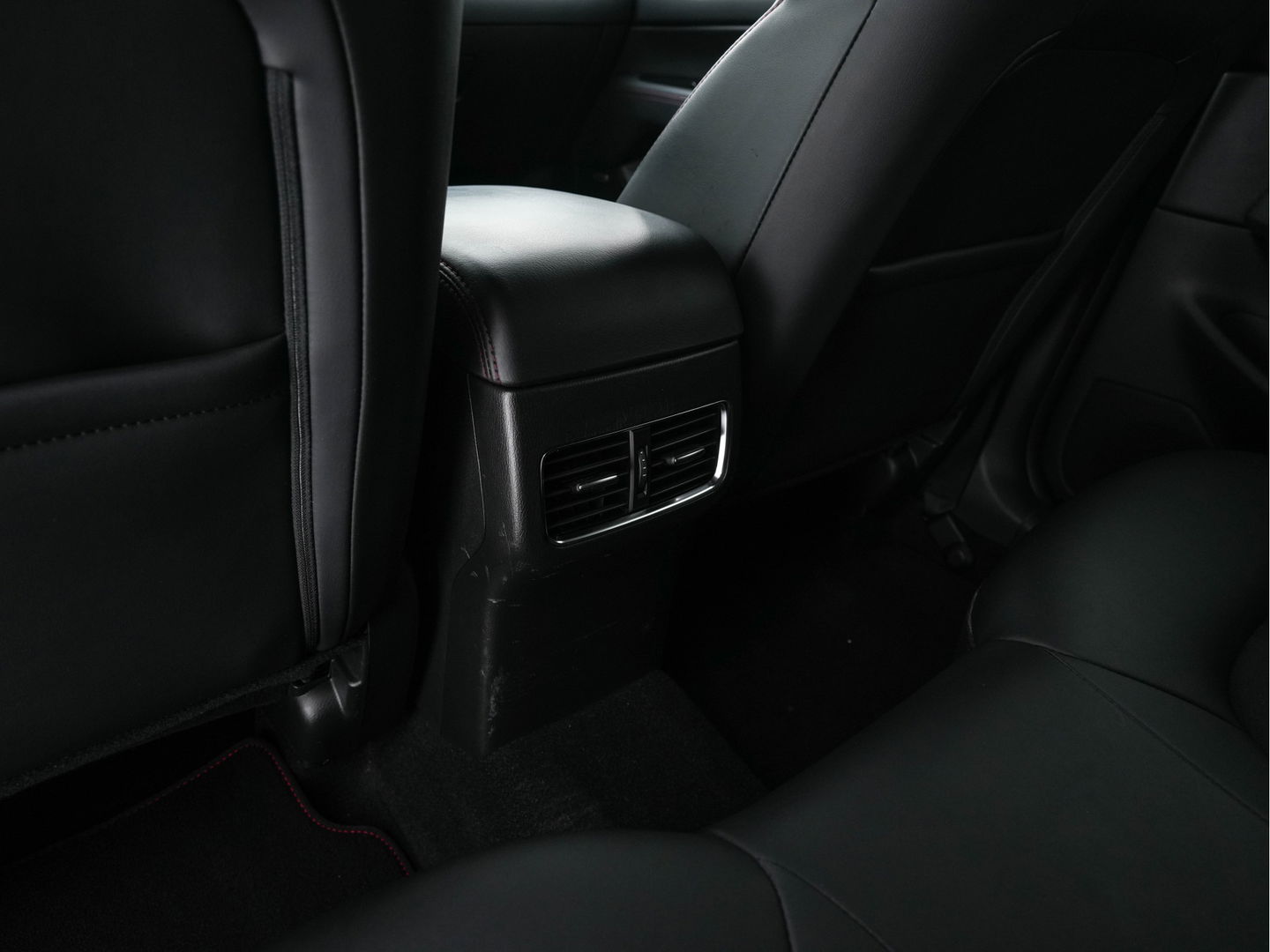 Mazda CX-5 2.0 SkyActiv-G 165 Sportive (INCL.BTW) *HEAD-UP | LEATHER-MICROFIBRE | BOSE-SOUNDSYSTEM | FULL-LED | ADAPTIVE-CRUISE | MEMORY-PACK |  HEAD-UP | KEYLESS | TOP-VIEW | BLINDSPOT | HEATED-COMFORTSEATS | NAVI-FULLMAP | LANE-