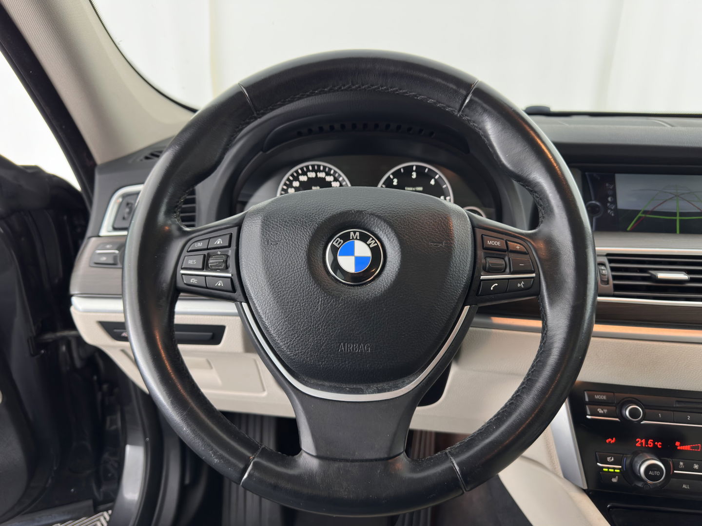 BMW 5 Serie Gran Turismo 520d High Executive Aut. *HEAD-UP | ADAPTIVE-CRUISE | LUXURY-LEATHER | XENON | MEMORY-PACK | TOP-VIEW | HIFI-SOUND | NAVI-FULLMAP | ECC | PDC | TOWBAR*