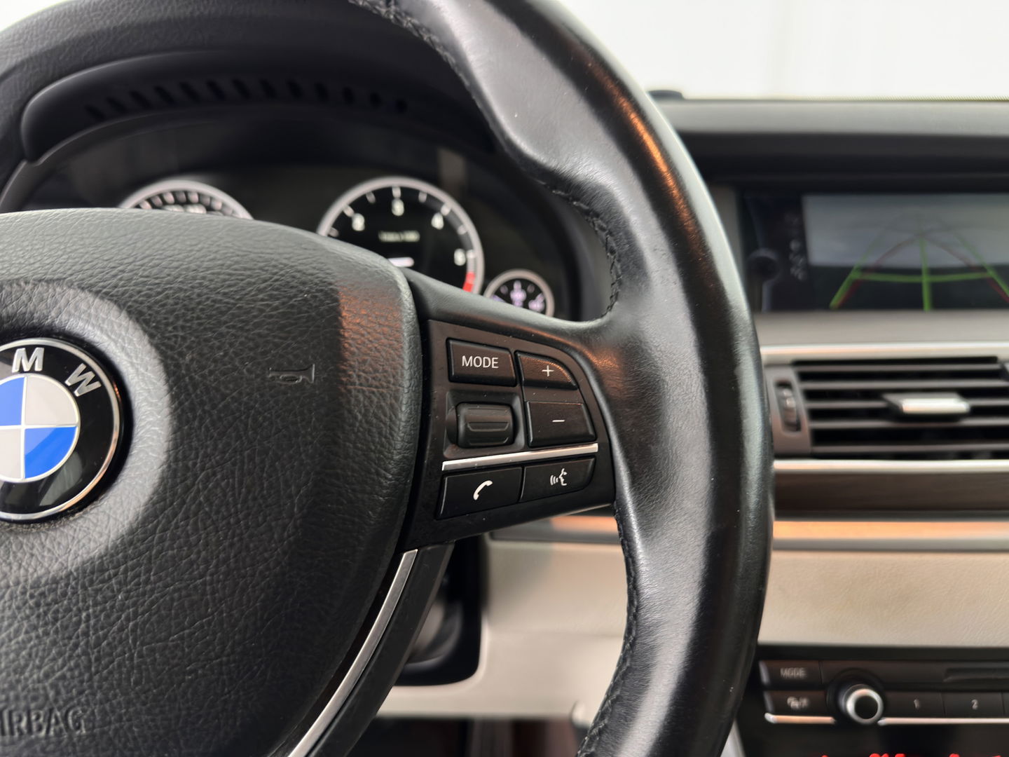BMW 5 Serie Gran Turismo 520d High Executive Aut. *HEAD-UP | ADAPTIVE-CRUISE | LUXURY-LEATHER | XENON | MEMORY-PACK | TOP-VIEW | HIFI-SOUND | NAVI-FULLMAP | ECC | PDC | TOWBAR*
