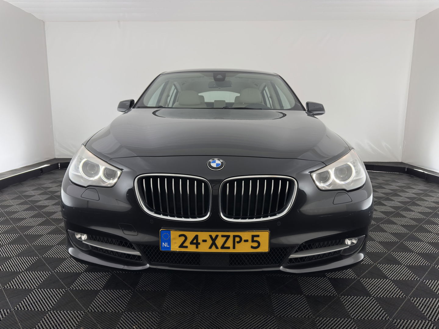 BMW 5 Serie Gran Turismo 520d High Executive Aut. *HEAD-UP | ADAPTIVE-CRUISE | LUXURY-LEATHER | XENON | MEMORY-PACK | TOP-VIEW | HIFI-SOUND | NAVI-FULLMAP | ECC | PDC | TOWBAR*