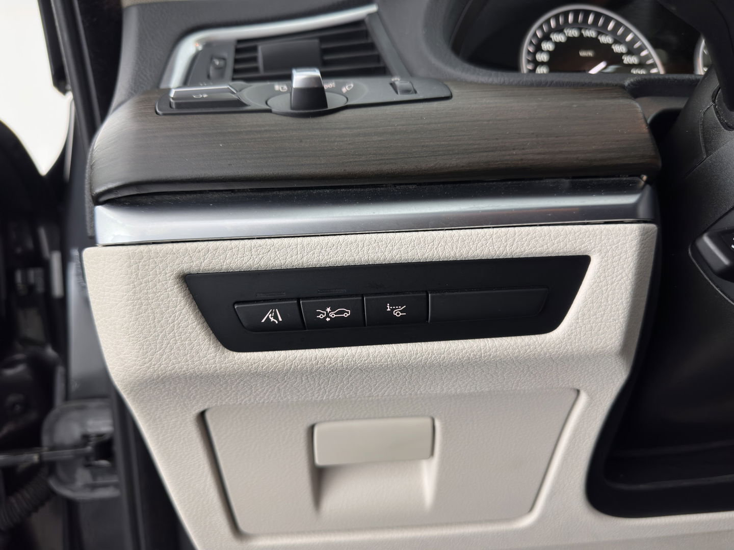 BMW 5 Serie Gran Turismo 520d High Executive Aut. *HEAD-UP | ADAPTIVE-CRUISE | LUXURY-LEATHER | XENON | MEMORY-PACK | TOP-VIEW | HIFI-SOUND | NAVI-FULLMAP | ECC | PDC | TOWBAR*