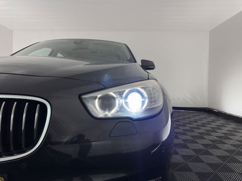 BMW 5 Serie Gran Turismo 520d High Executive Aut. *HEAD-UP | ADAPTIVE-CRUISE | LUXURY-LEATHER | XENON | MEMORY-PACK | TOP-VIEW | HIFI-SOUND | NAVI-FULLMAP | ECC | PDC | TOWBAR*