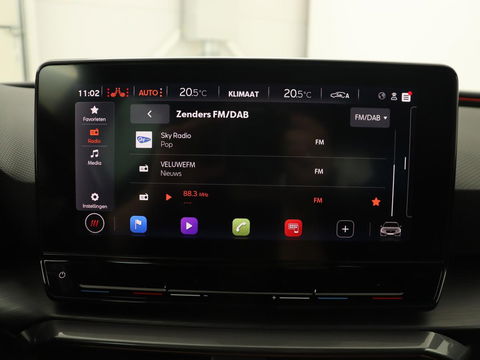 CUPRA Leon 1.4 eHybrid | Stoelverwarming | Camera | Adaptive cruise | Navigatie | Carplay | Sfeerverlichting | Keyless | Park Assist | Sportstoelen | Full LED | PHEV | Plug In