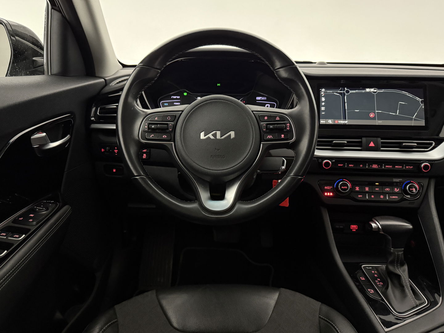 Kia Niro 1.6 GDi Hybrid 141PK DynamicLine | Virtual | LED | Camera | Trekh. | Carplay | Adaptive Cruise | NAP